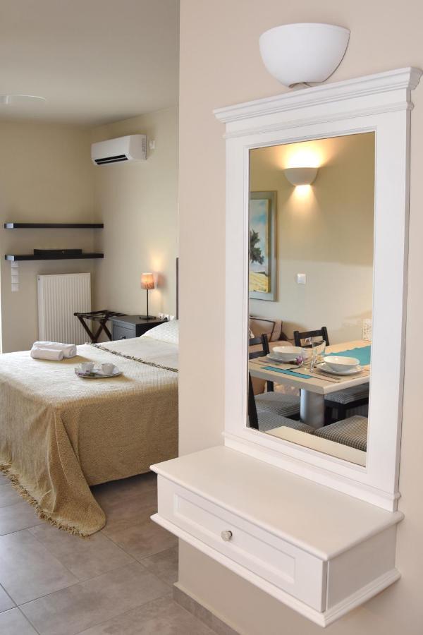 Ελιάδες - Eliades Apartments Karystos  Exterior photo